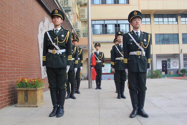 国旗班 (5) 国旗班 (5)